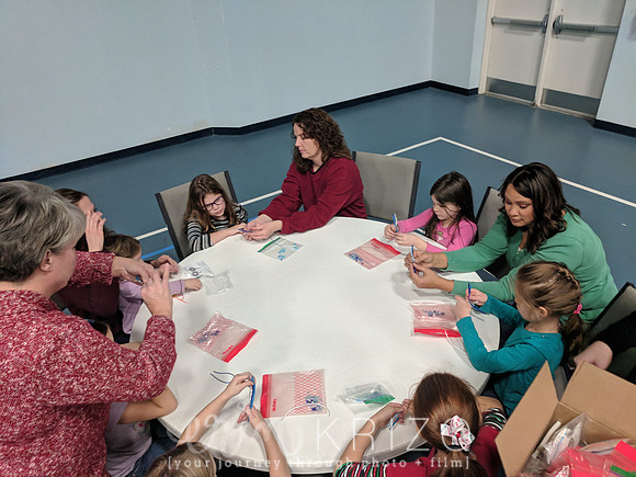 2017_12_05_CCChristmasParty-16